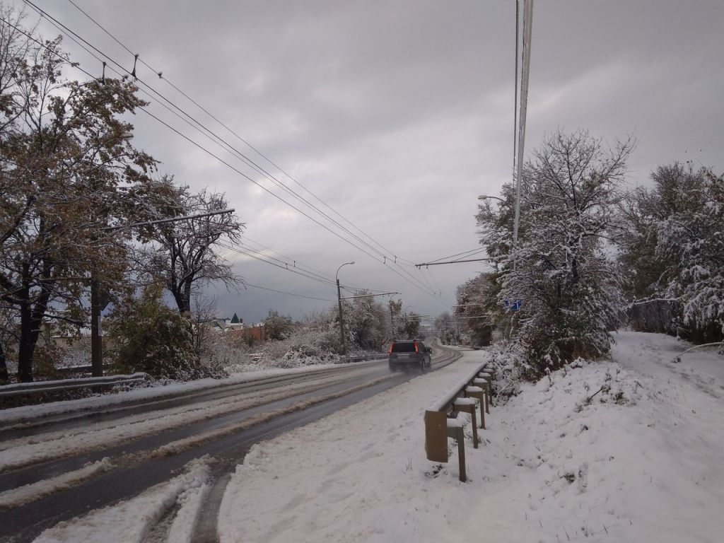 Новый День: На Симферополь надвигается снежный хэллоуин с дождём и ветром (ФОТО)