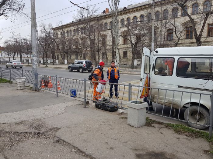 В Севастополе убрали пешеходный переход возле СевГУ