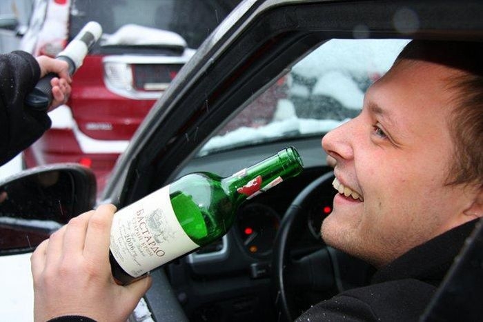 Пьяный крымчанин без водительского удостоверения устроил гонки с полицейскими
