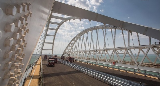 Сегодня запускают рабочее движение по путепроводу через автоподход к Крымскому мосту