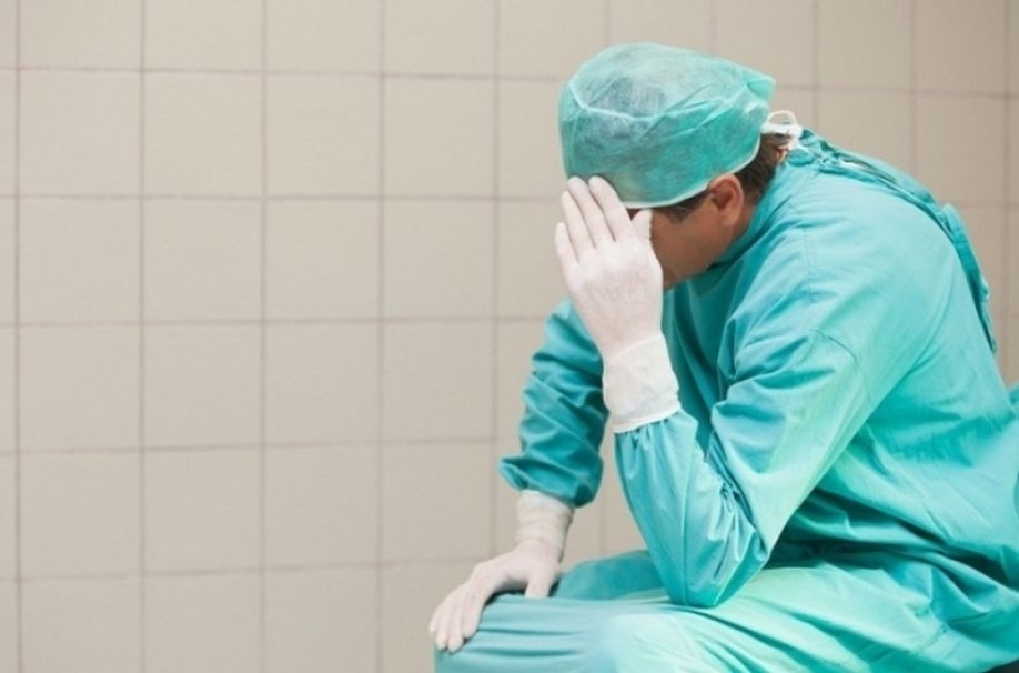 В Феодосии уволили хирурга, который в пьяном виде принимал детей