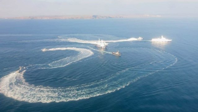 Украина планирует второй поход военных кораблей на Керченский пролив