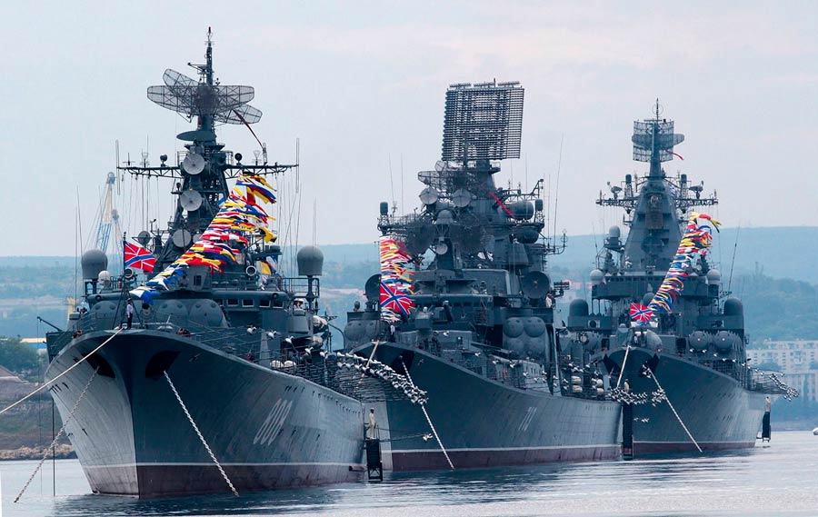 В пятницу в Севастополе пройдет генеральная репетиция морского парада