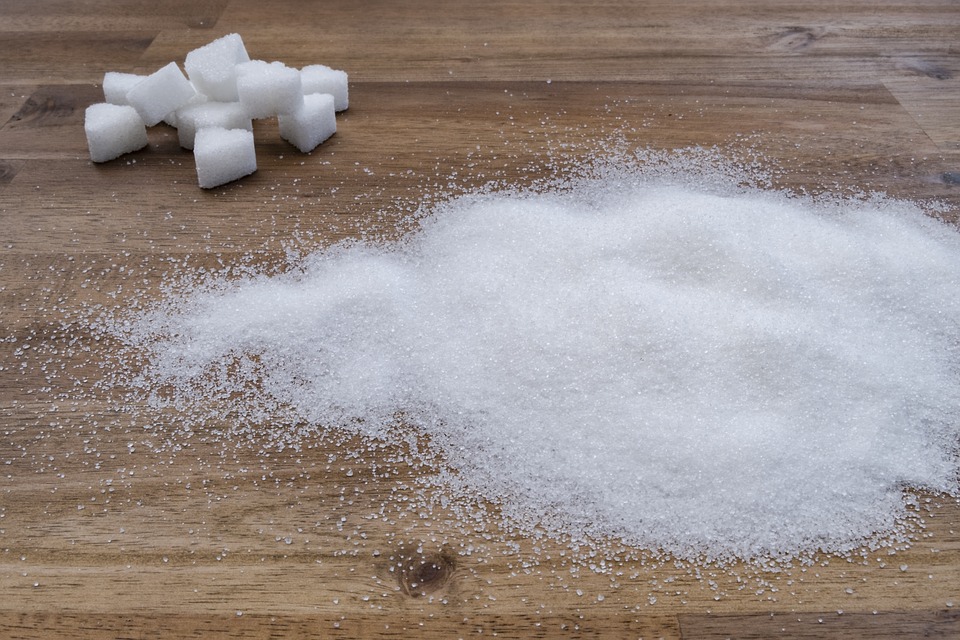 В России рекордно подешевел оптовый сахар