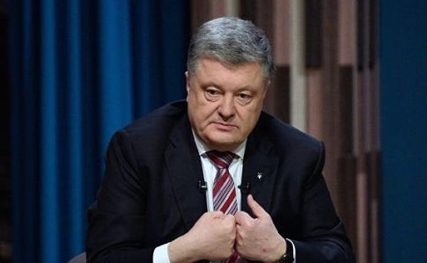 На Украине призвали публично казнить Порошенко