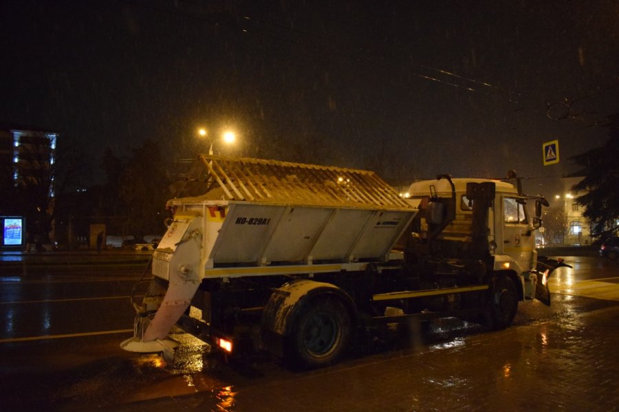 Ухудшение погодных условий в Севастополе: водителей призывают к бдительности