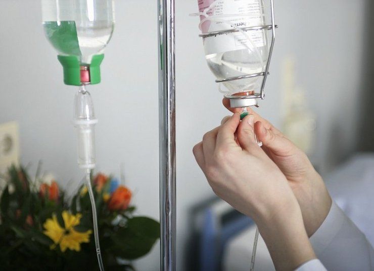 В Севастополе будут судить мужчину за причинение химических ожогов полицейским