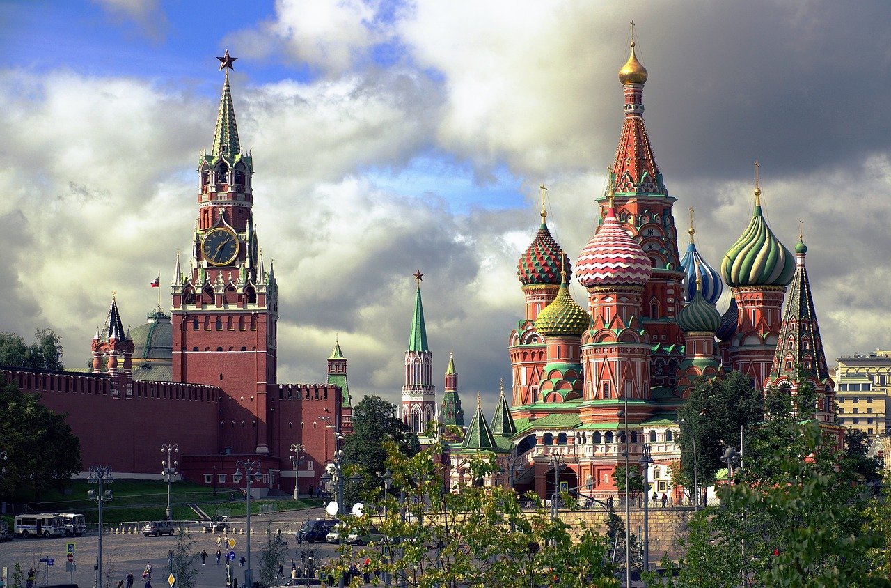 Кремль назвал срок пика заболеваемости коронавирусом в России