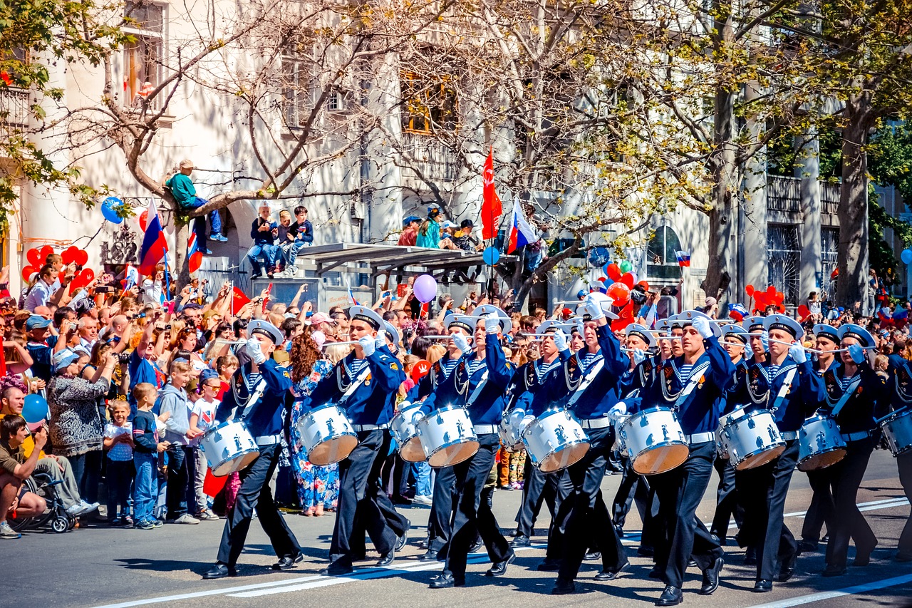Парад Победы в Севастополе: бесплатные маски, концерт и салют