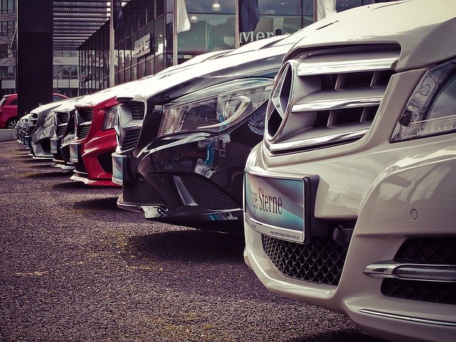 Стоит ли ждать снижения цен на автомобили в Крыму –– эксперт
