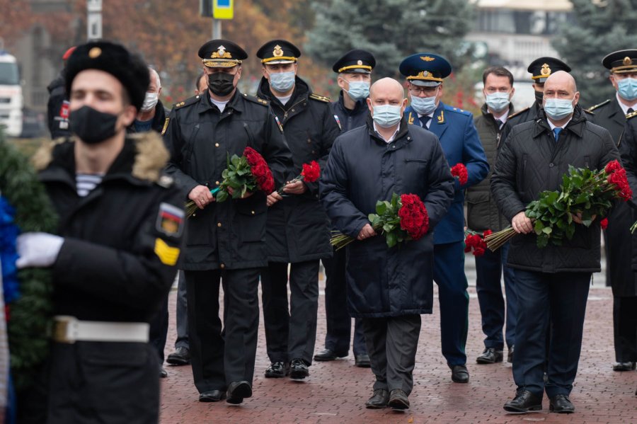 В Севастополе отметили День Неизвестного солдата