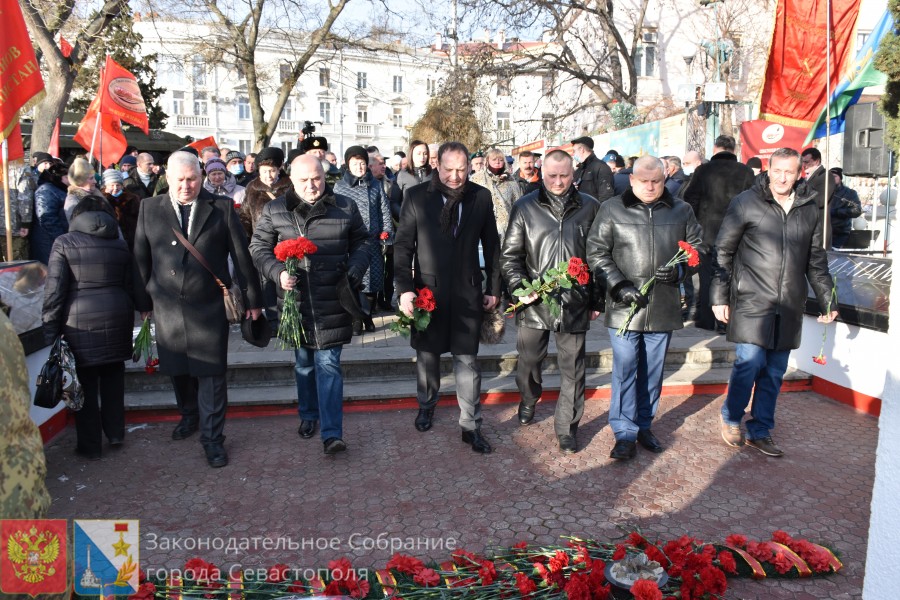В Севастополе почтили память воинов-интернационалистов (фото)