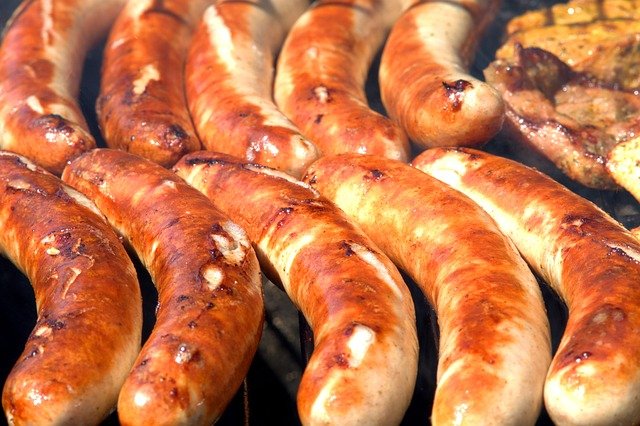 Переработчики мяса РФ просят повысить цены на колбасные изделия