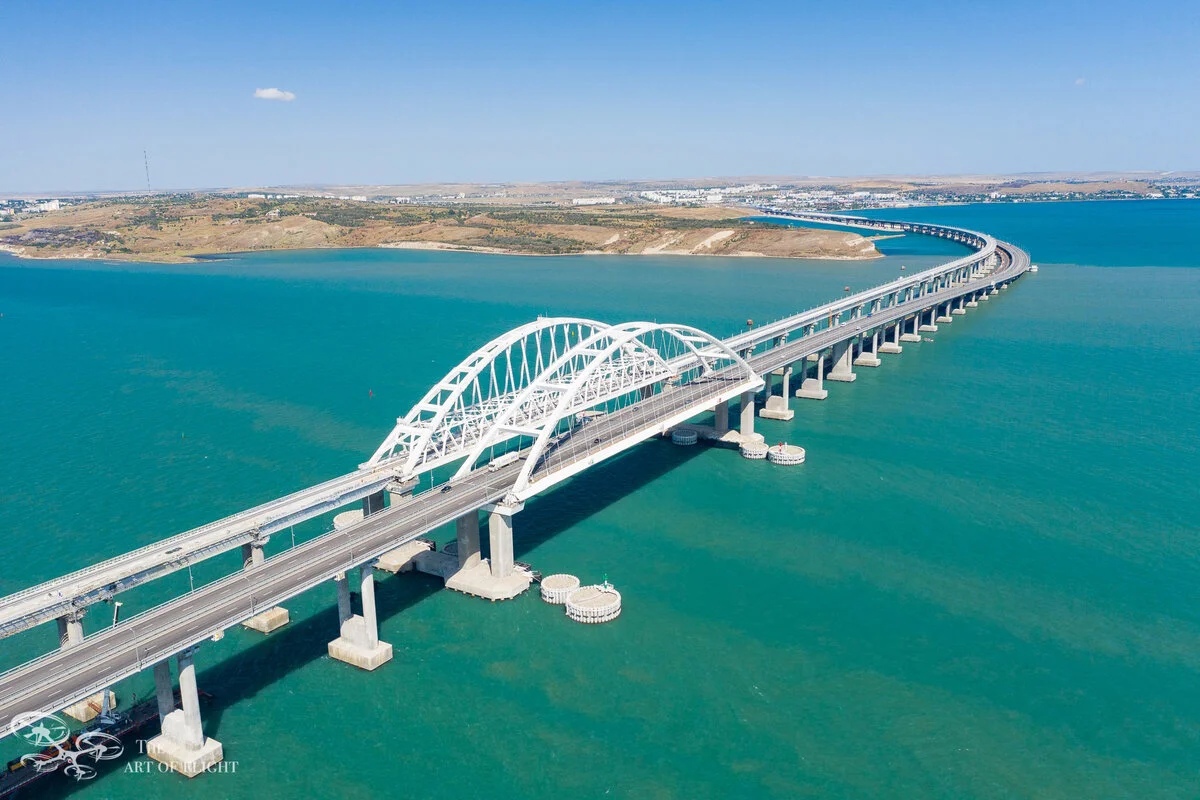 Движение по Крымскому мосту перекрыто для противопожарных учений