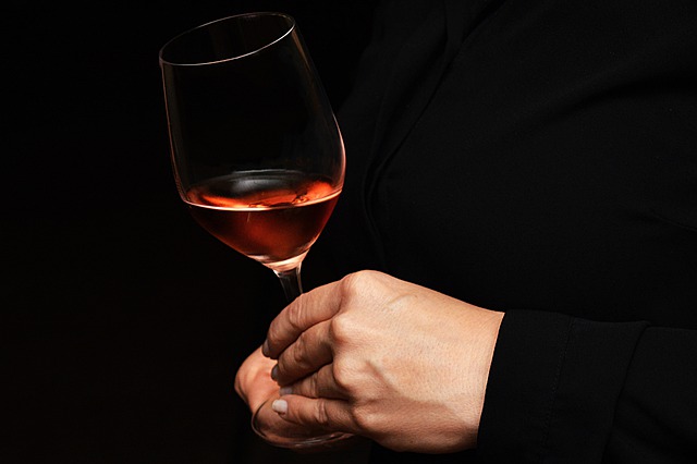 В Роскачестве назвали лучшее крымское розовое вино