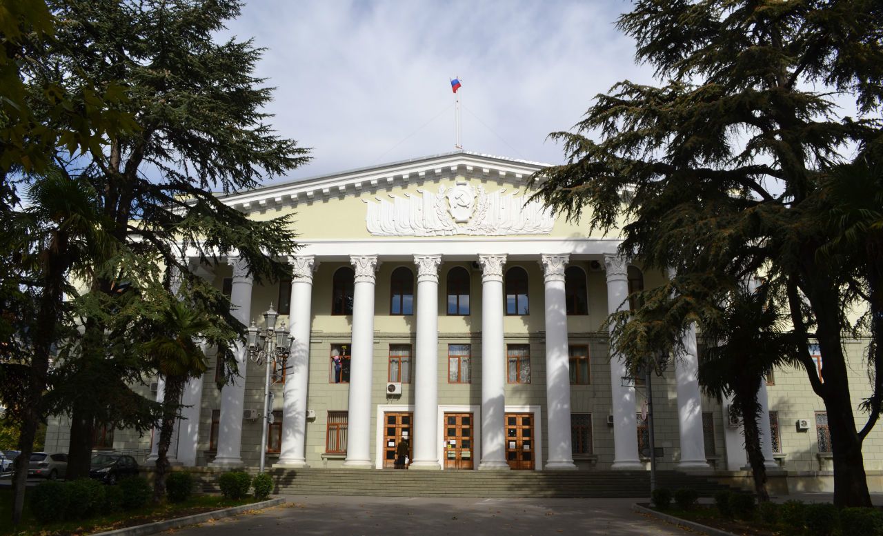 Сотрудников ялтинской администрации задержали по подозрению в коррупции