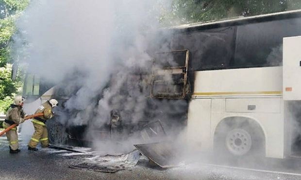 От столкновения двух автобусов под Сочи травмировались 8 детей