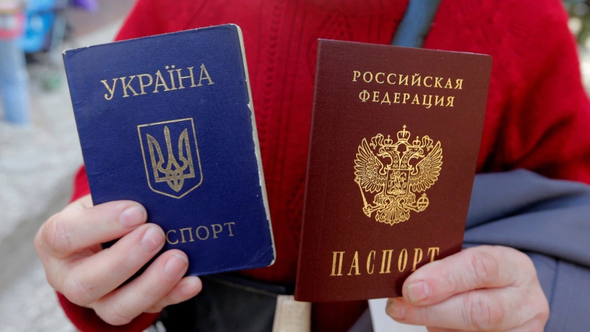 Власти Украины предложили лишать гражданства за получение российского паспорта