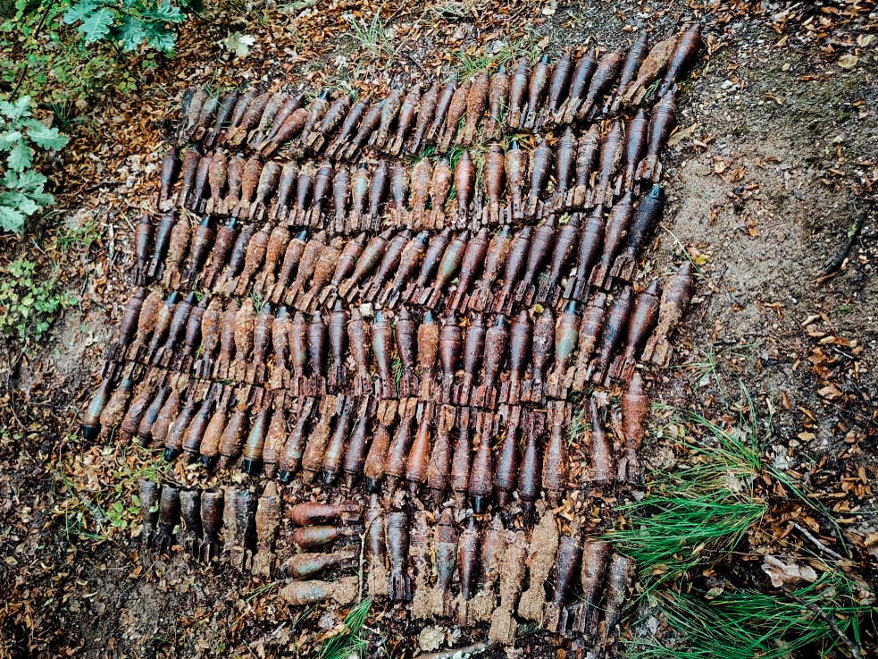Севастопольские пиротехники на Сахарной головке обнаружили 150 миномётных мин