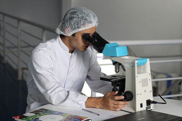 Молодые гидробиологи из Севастополя открывают новую научную лабораторию
