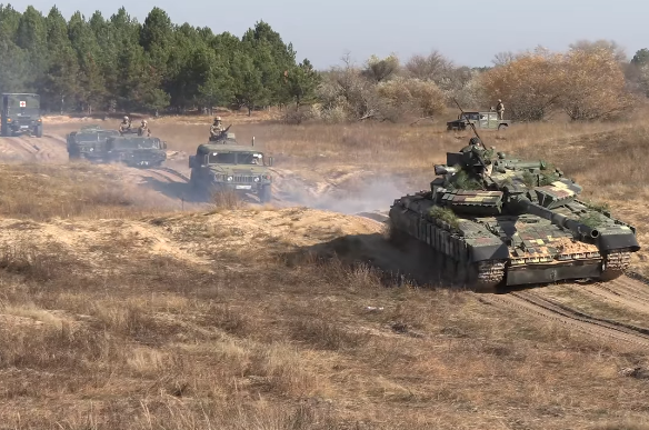 Украина провела «приближенные к боевым» учения на границе с Крымом