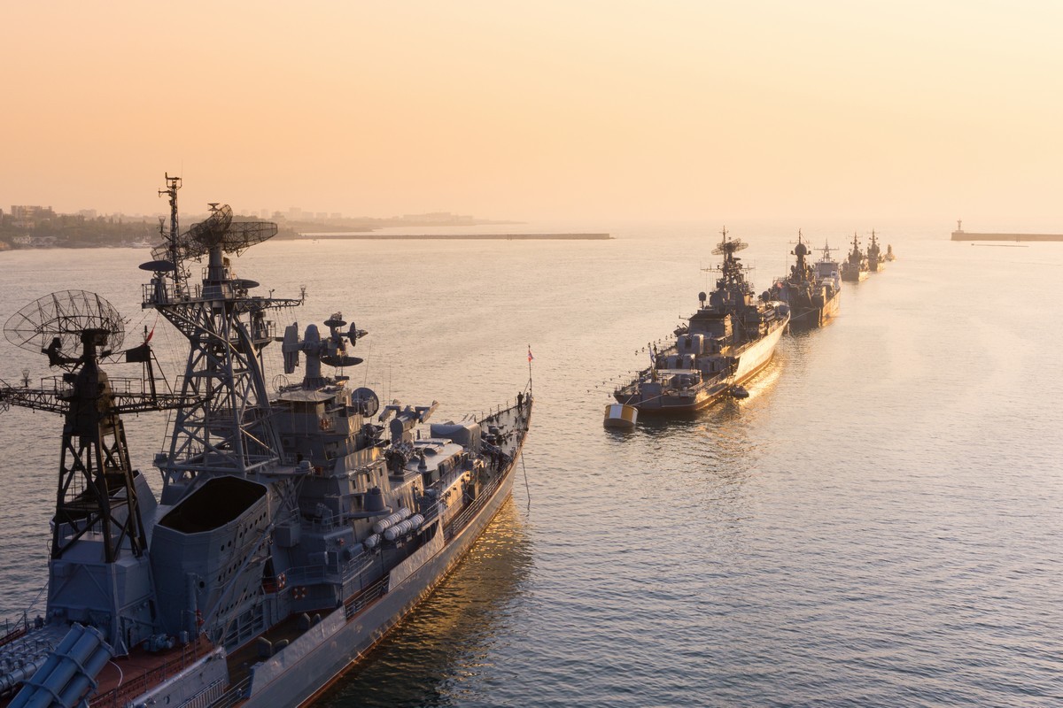 Командиры Черноморского флота допущены самостоятельно управлять кораблями