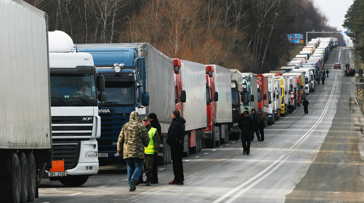 Транспортный коллапс на белорусско-польской границе скажется на российском потребителе