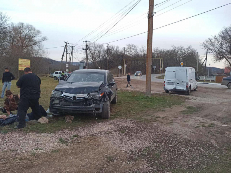 В Крыму пьяный автомобилист сбил детей: погибла 14-летняя девочка (фото, видео)