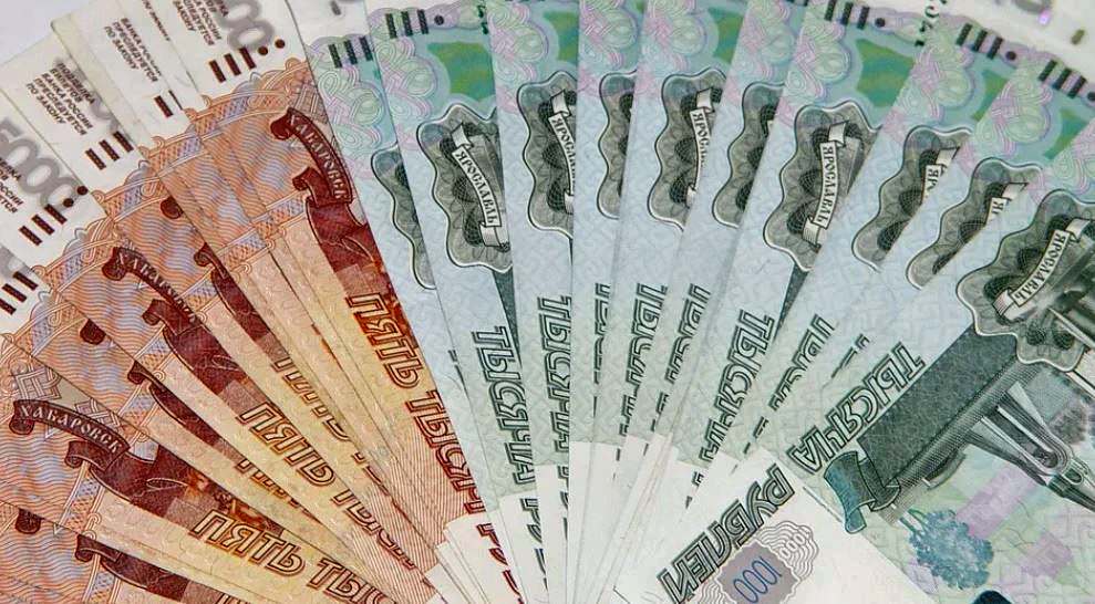 Севастопольские чиновники скрыли 25 млн рублей доходов и 10 тысяч кв метров жилья — прокурор