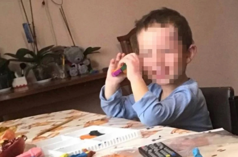 Известны новые подробности трагедии с мальчиком из Крыма, которого поджег собственный отец