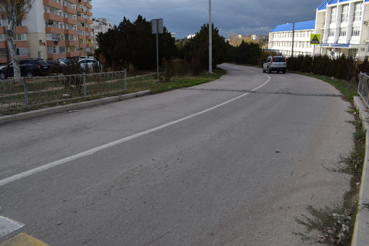 В Севастополе в этом году отремонтируют шесть дорог, ведущих к школам
