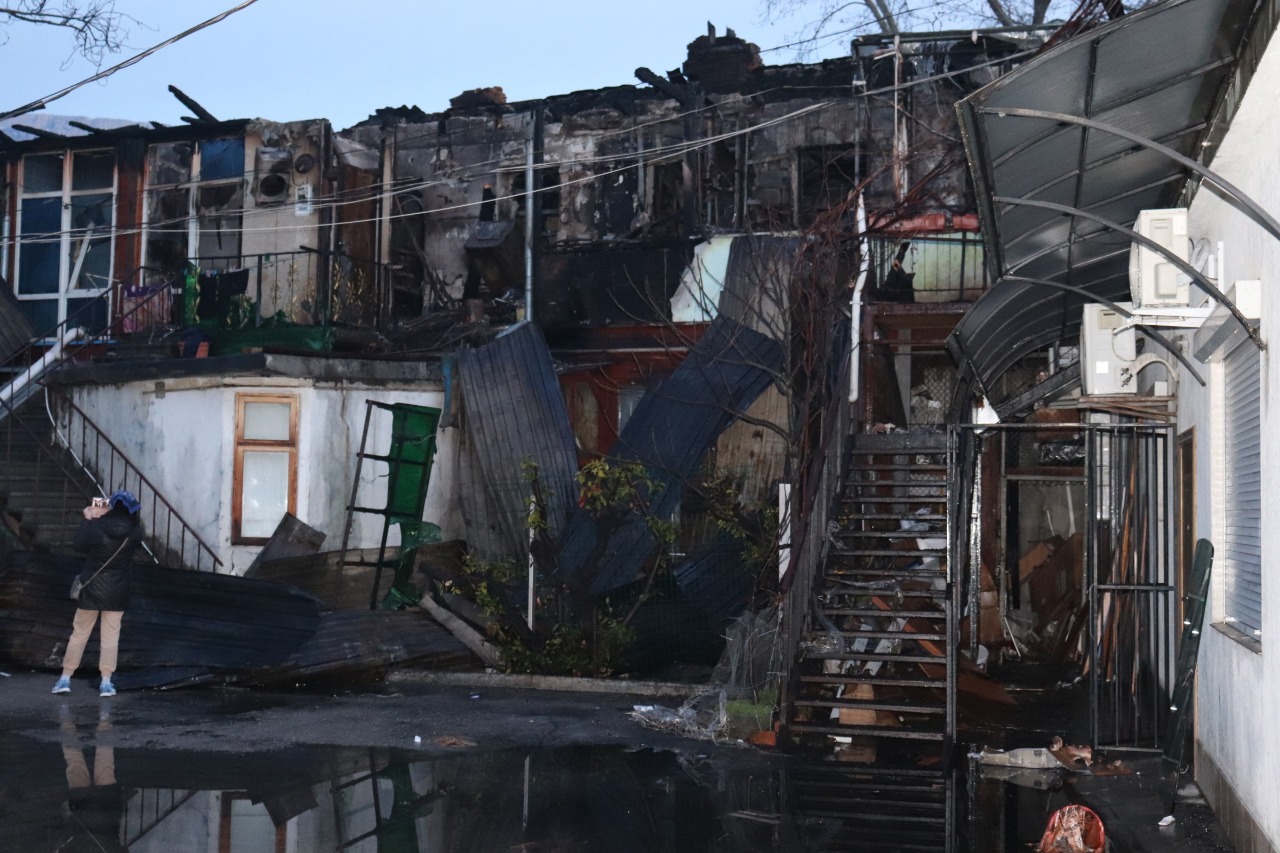 «Не хватало спецсредств»: пострадавшие от пожара ялтинцы пожаловались на неготовность города к ЧП