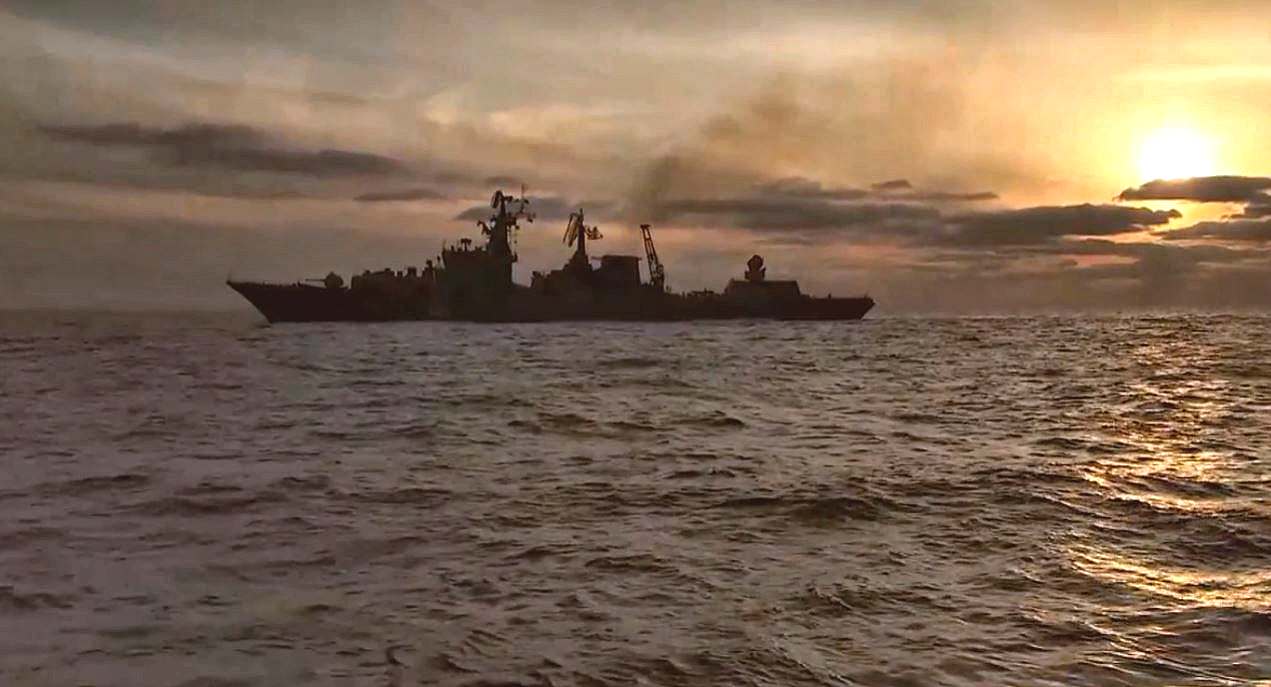 Корабли ЧФ провели в Черном море учение с боевой стрельбой