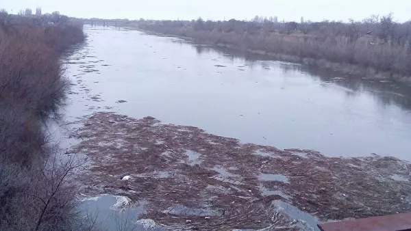 По Северо-Крымскому каналу самотеком пошла днепровская вода