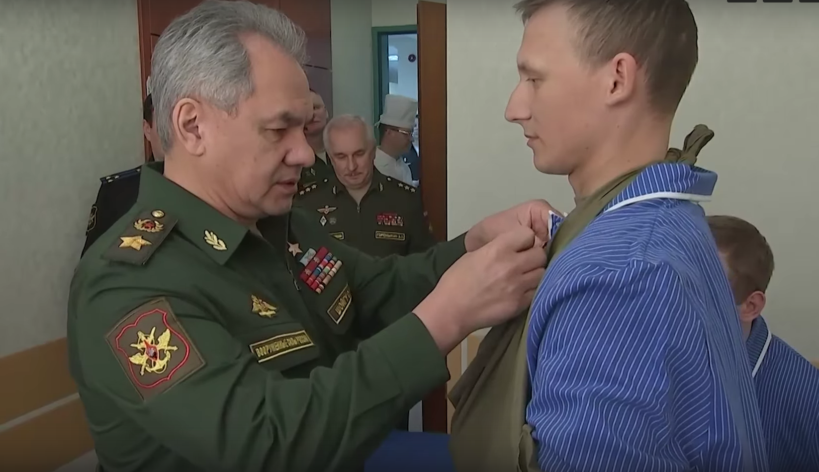 Военнослужащий из Крыма получил звание Героя России за участие в спецоперации (ВИДЕО)