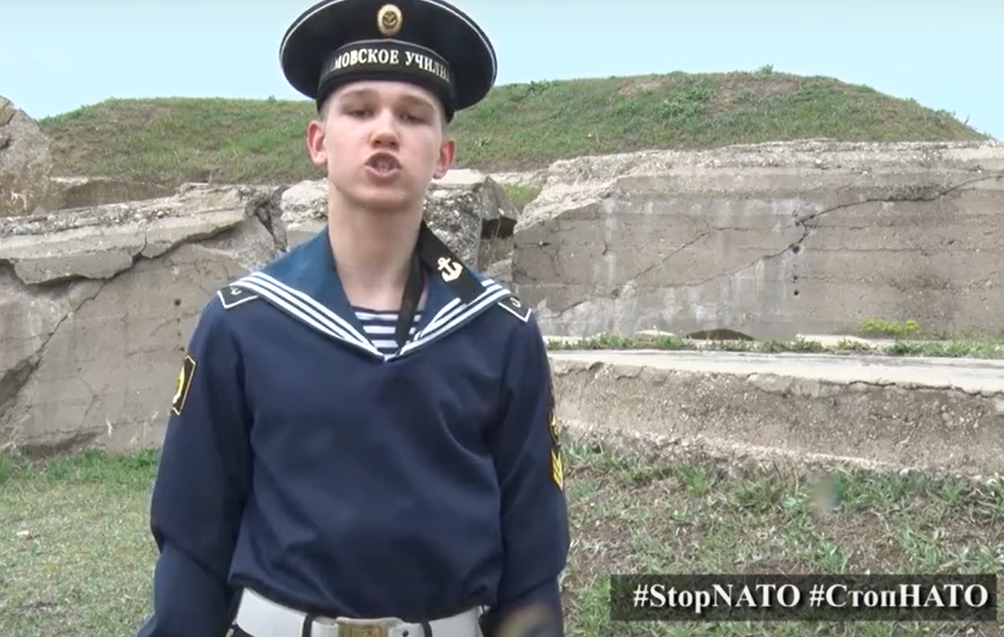 Севастопольские нахимовцы вместе с фондом «Мы – Севастопольцы» поддержали движение «СТОП — НАТО»