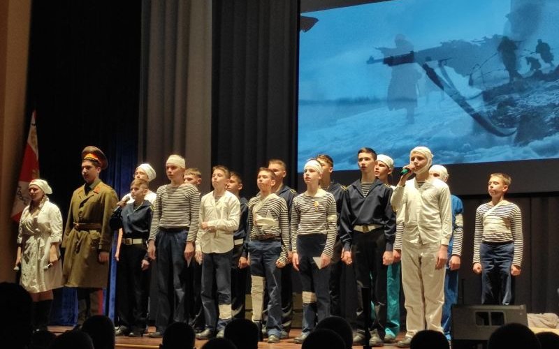 Ко Дню Победы севастопольские кадеты провели конкурс театральных миниатюр (фото)