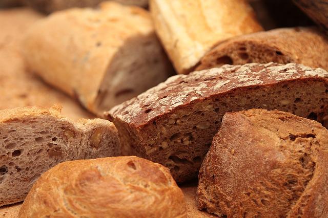 Севастополь получит 19 млн. рублей для сдерживания цен на хлеб
