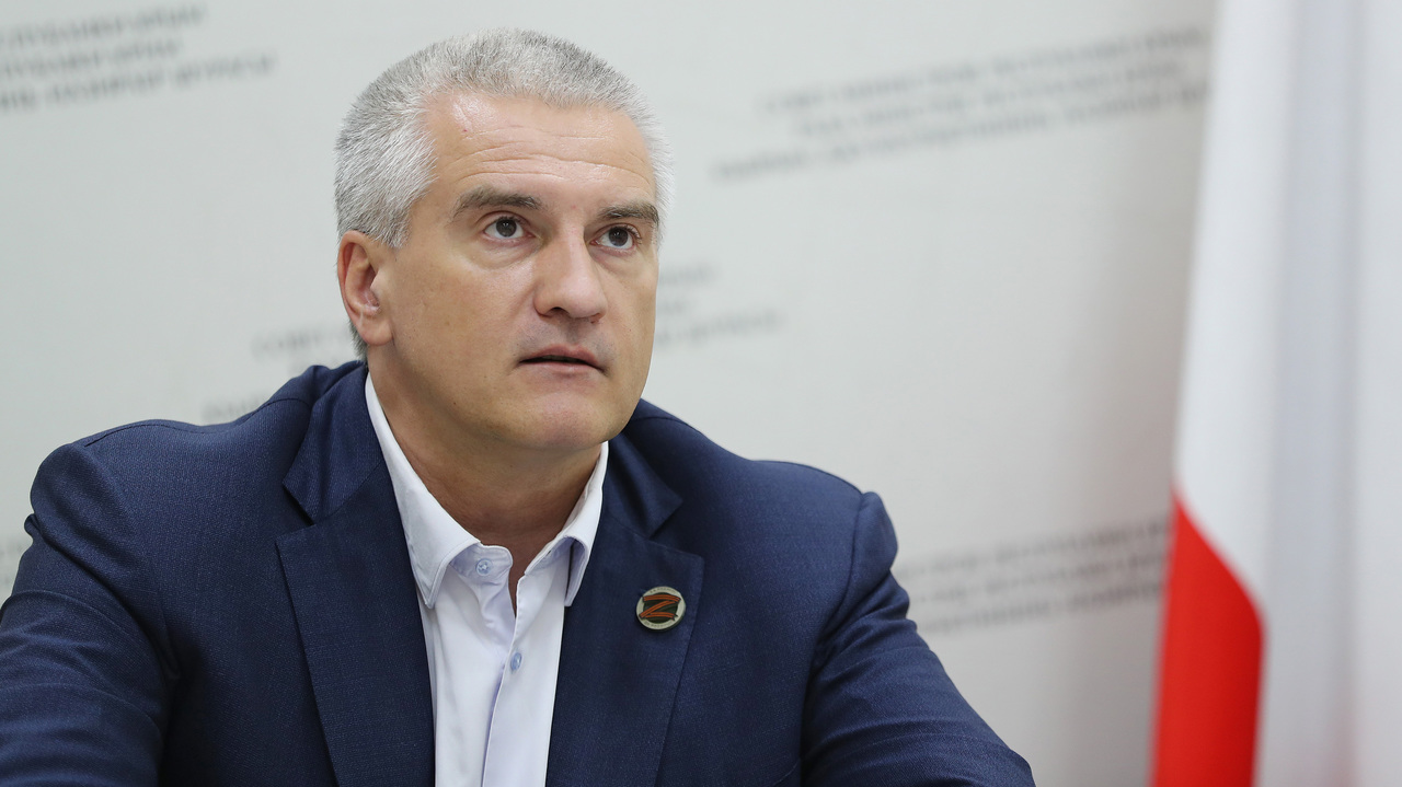 Глава Крыма сообщил о срыве строительства физкультурно-оздоровительного комплекса в Саках