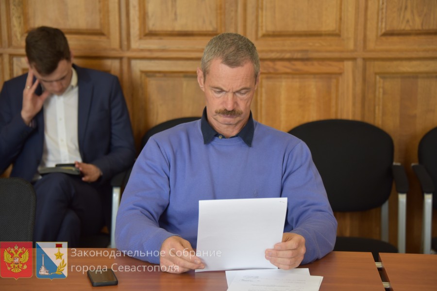 Депутат Горелов широко закрыл глаза на «попиленный» детсад 