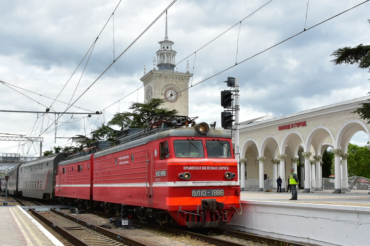 Посадочные места увеличат еще на полмиллиона: Аксенов заявил, что добраться в Крым на поезде станет проще
