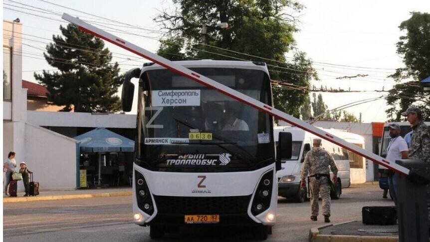 Автобусы из Крыма в Херсон пустят по новому маршруту с усиленной охраной