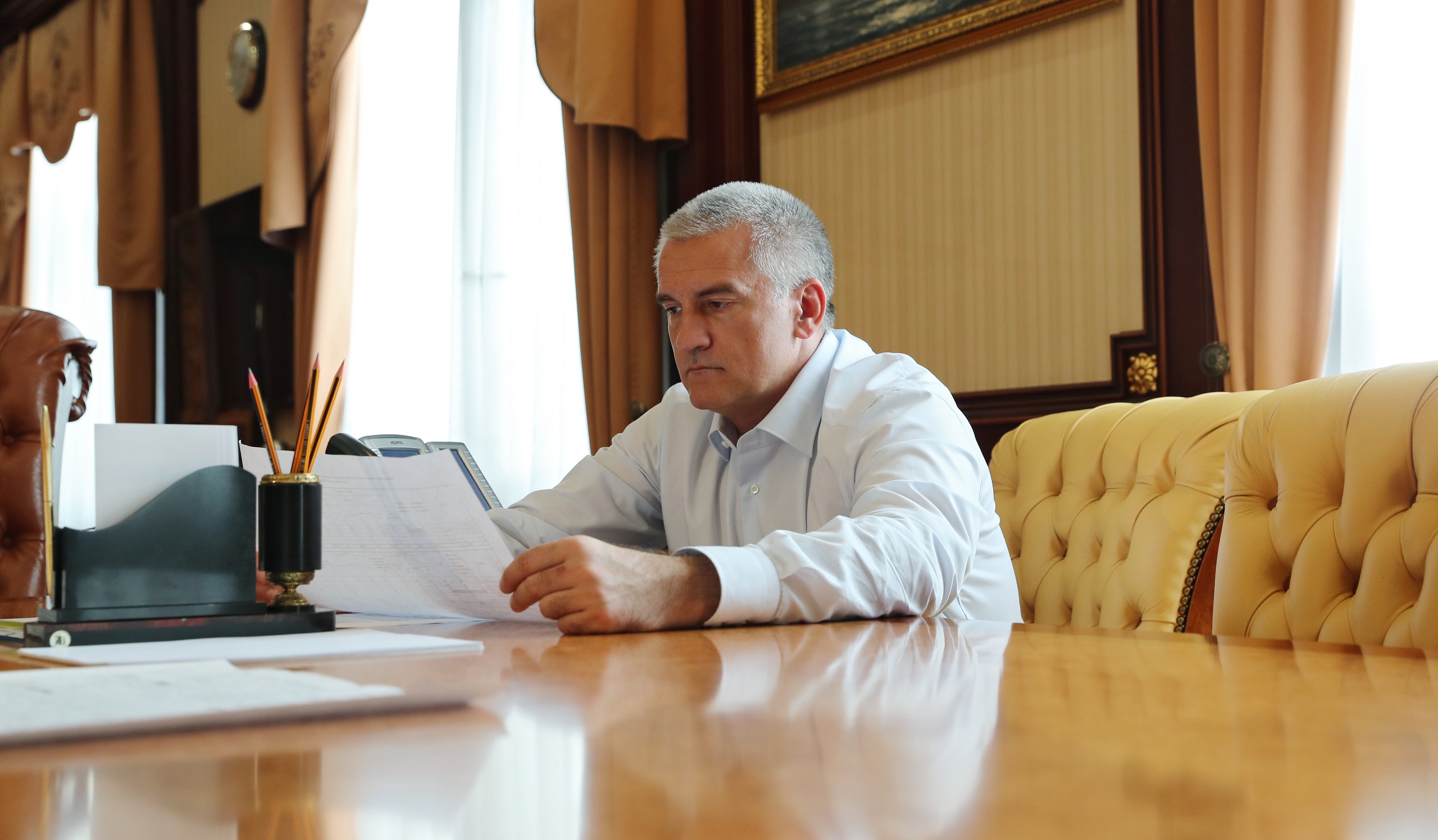 Глав администраций и министров в Крыму будут назначать с испытательным сроком — Аксенов