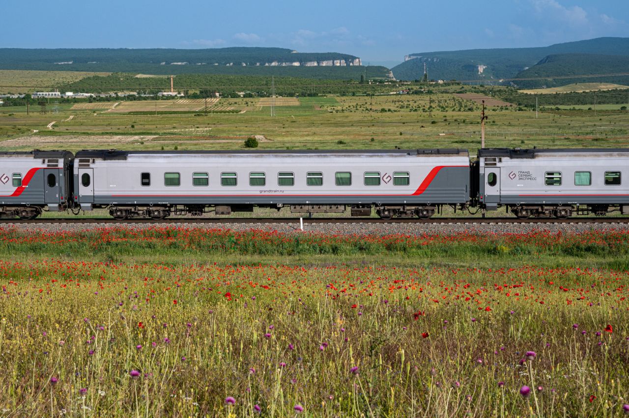 Поезда крымского направления в июле перевезли более 500 тысяч человек