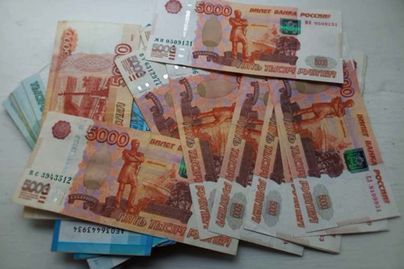 В Севастополе выявили 12 поддельных банкнот