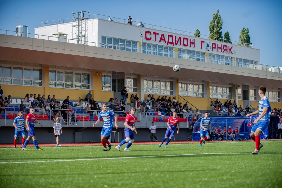 В Севастополе на стадионе «Горняк» после открытия состоялось первое спортивное соревнование