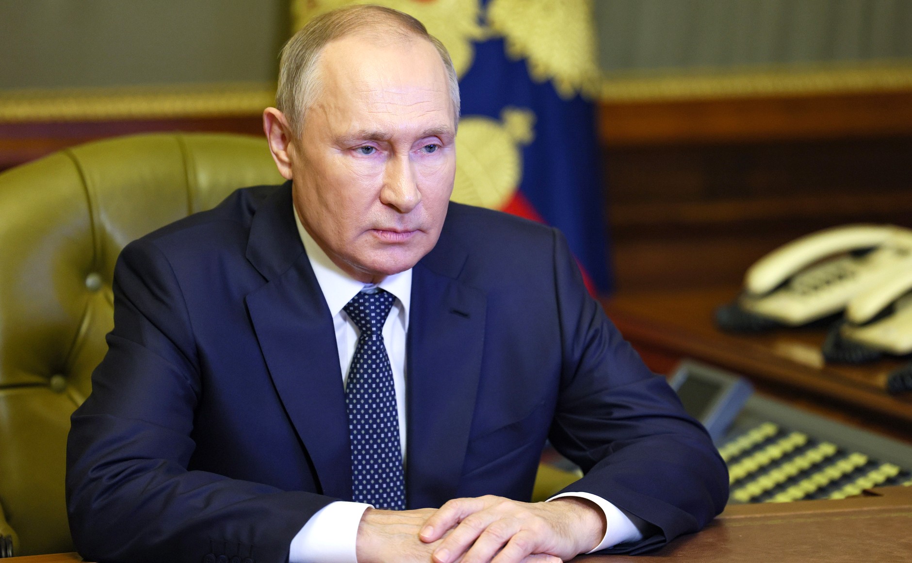 Путин ввел военное положение на четырех территориях
