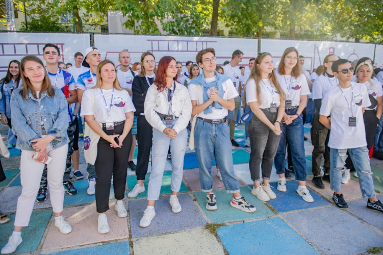 В Севастополе волонтеры могут получить гранты на развитие своего проекта