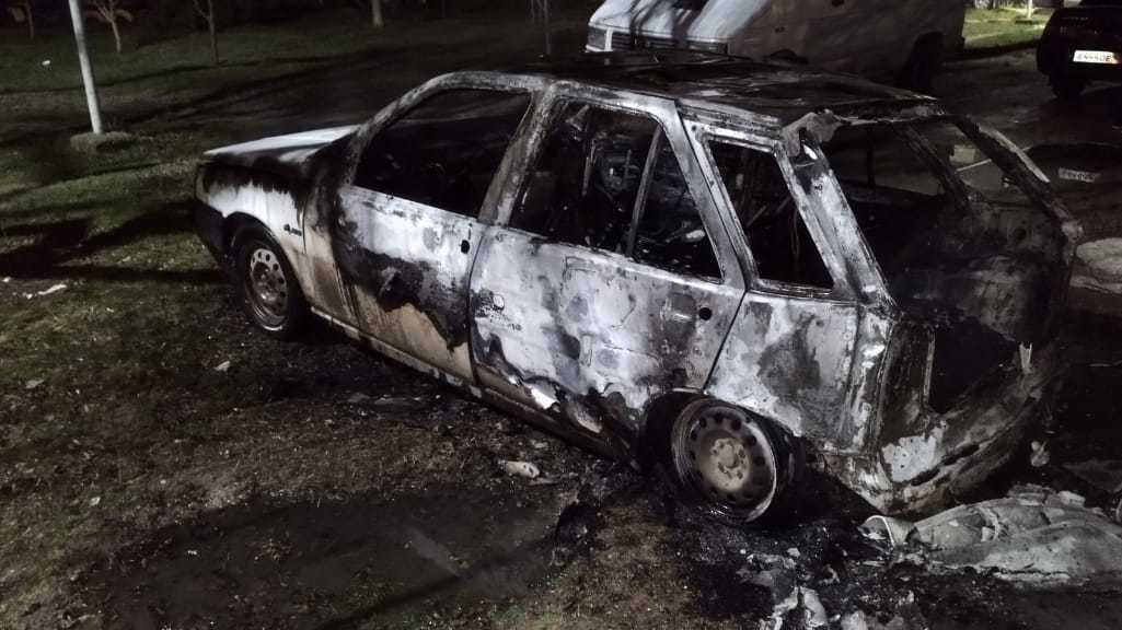 В Крыму за три ночи сгорели три легковых автомобиля