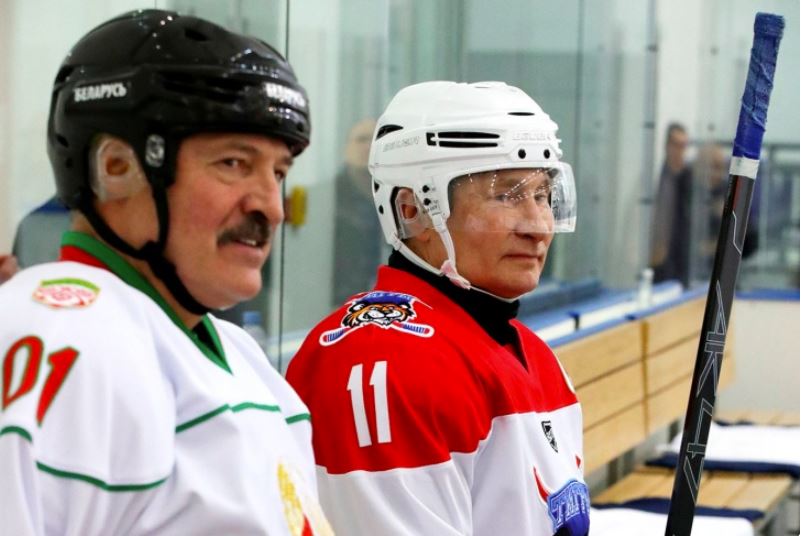 Путин в этом году не будет участвовать в предновогоднем хоккейном матче
